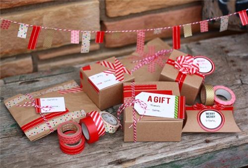 The glitter guide shows some beautiful Washi tape gift wrappings