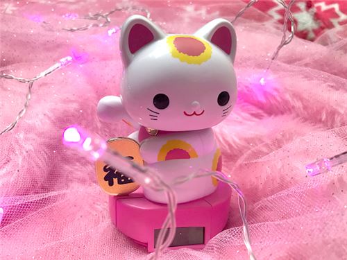A lovely bobble head toy. Image courtesy of Creamy Pop.