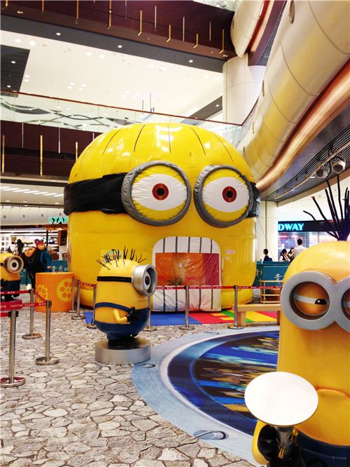A super big inflatable Minion