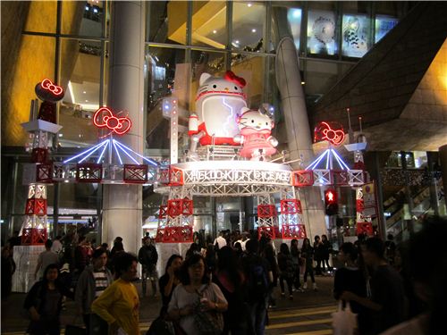 the entrance of the mall is decorated in Hello Kitty style too