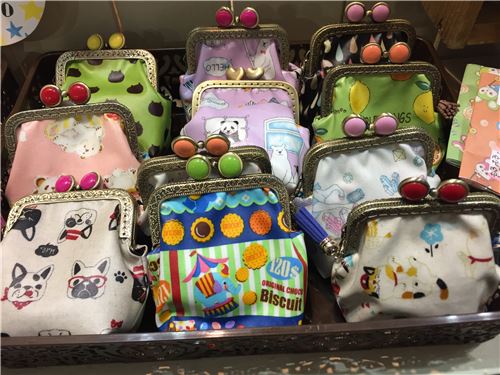 Adorable pouches