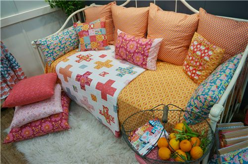 We totally loved those pillows made with monaluna fabrics