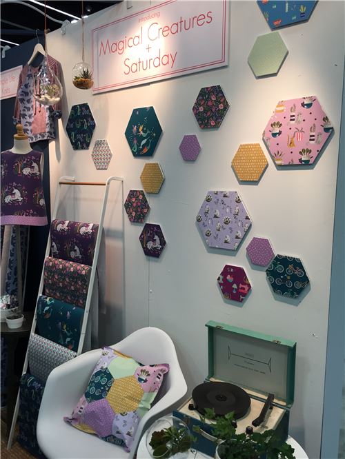 Monaluna's booth display