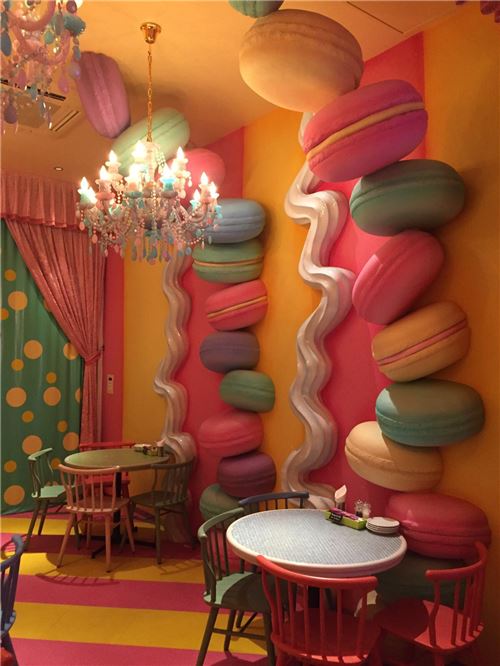 Those are the biggest macarons we've ever seen